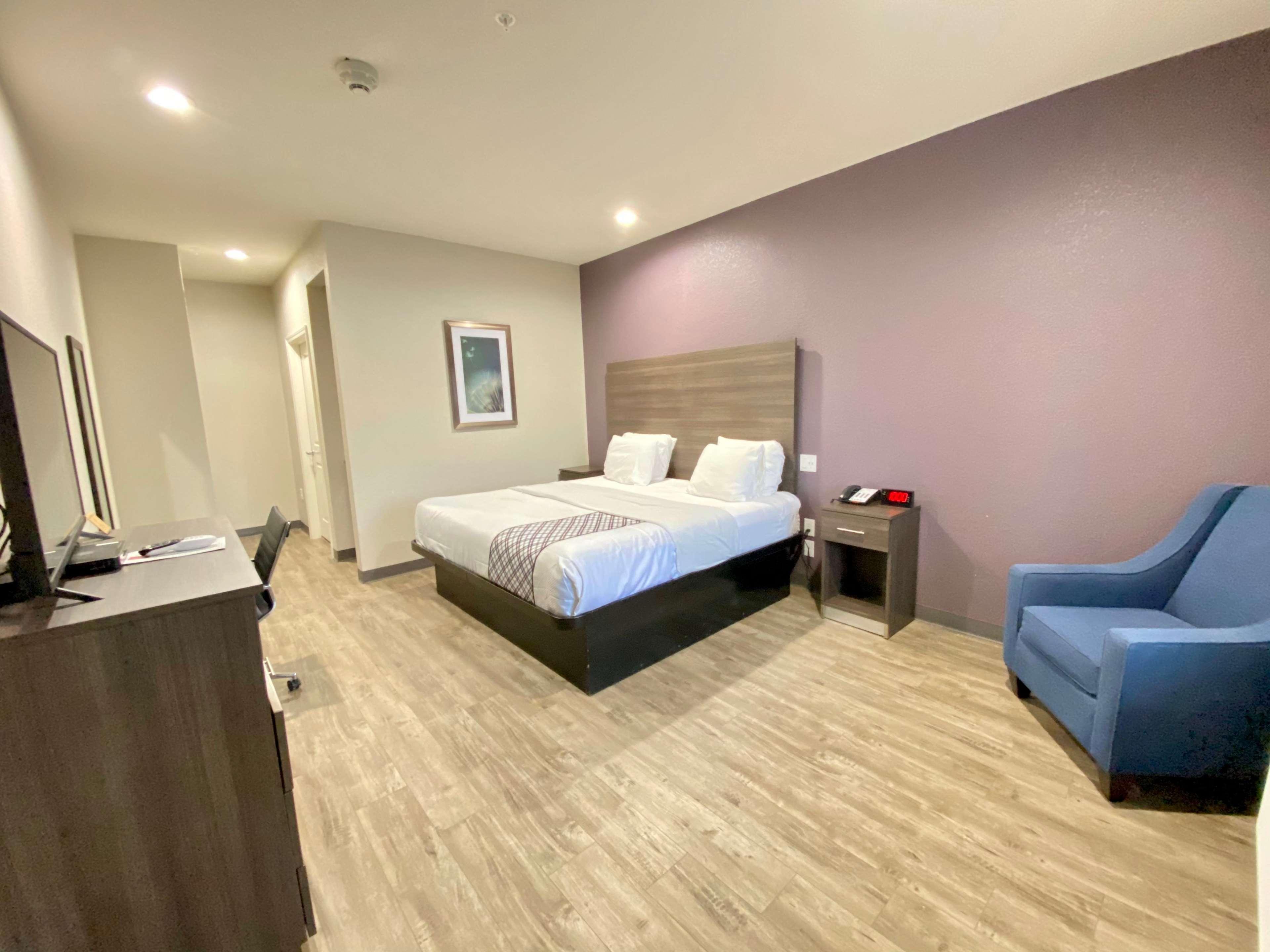 Surestay Plus Hotel By Best Western Ada Exterior photo