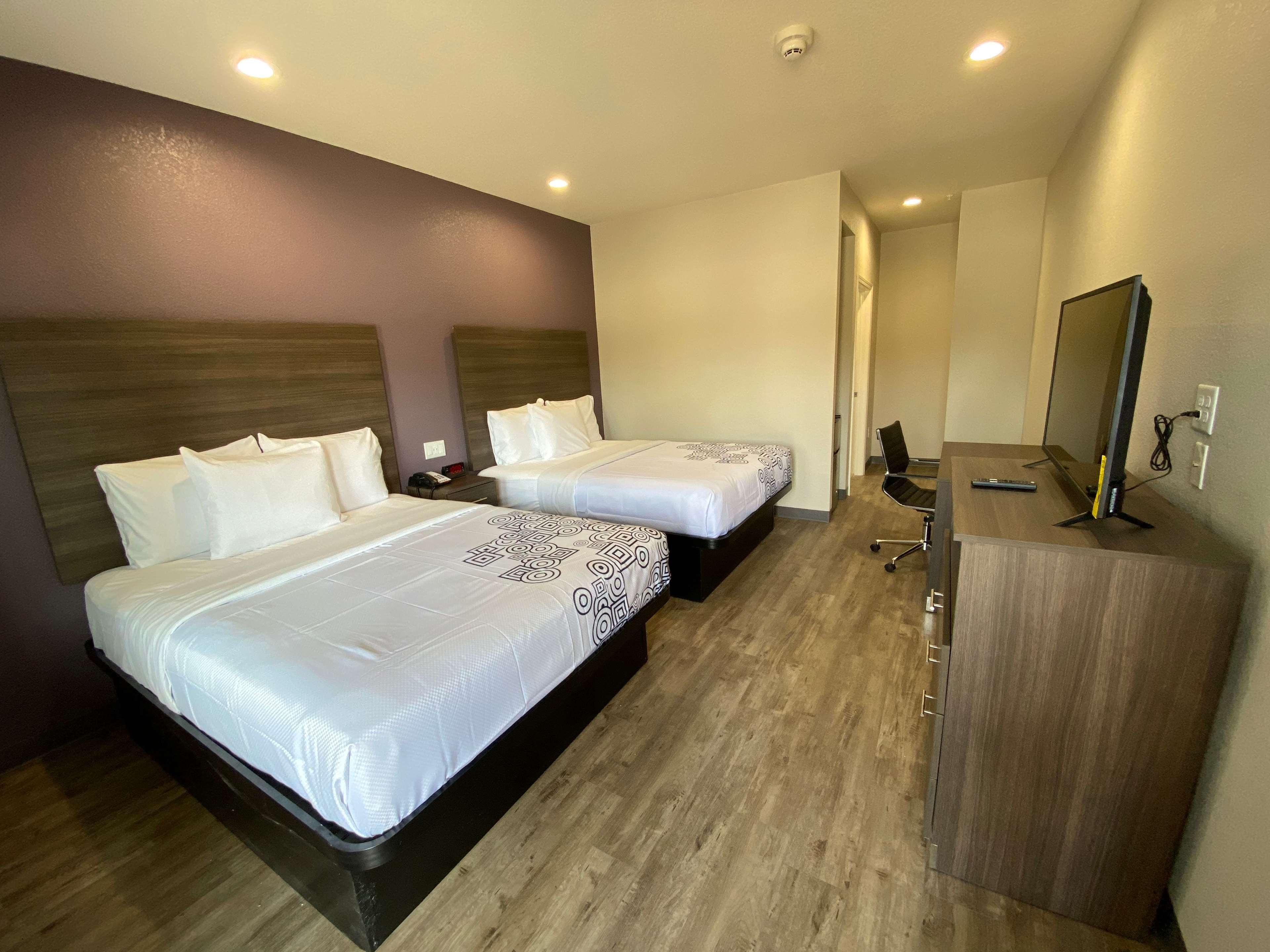 Surestay Plus Hotel By Best Western Ada Exterior photo